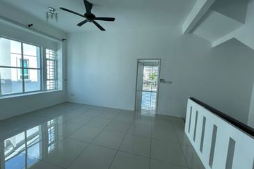 Dua Villas @ One Residence