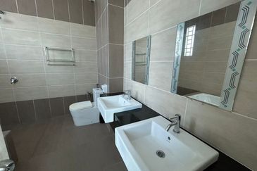 Dua Villas @ One Residence