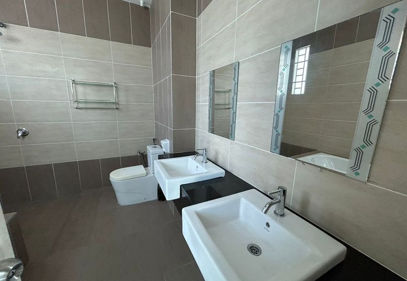 Dua Villas @ One Residence