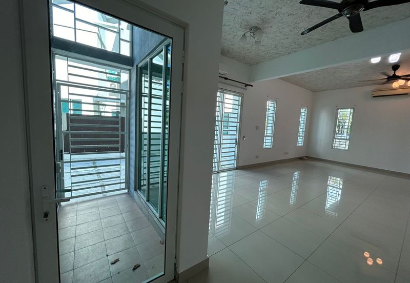 Dua Villas @ One Residence