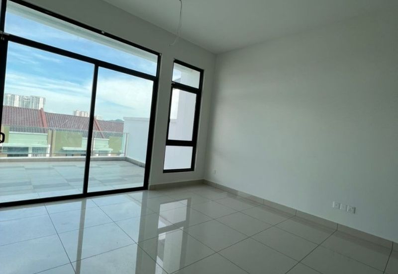 Stramax Residences @ Desaria