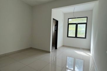 Stramax Residences @ Desaria