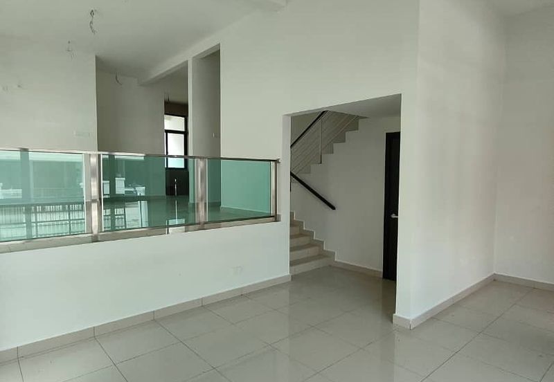 Stramax Residences @ Desaria