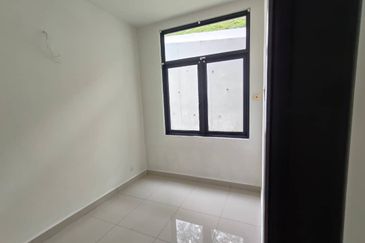 Stramax Residences @ Desaria