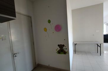 Raffles Residence 1818