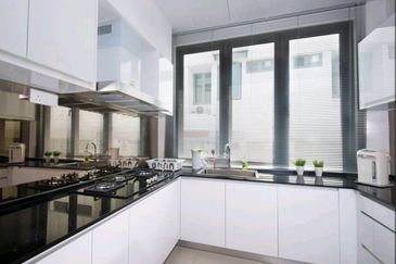 Raffles Residence 199