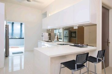 Raffles Residence 199