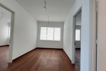 Raffles Residence 1818