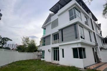 Jambul Hill Residences