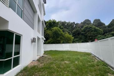 Jambul Hill Residences