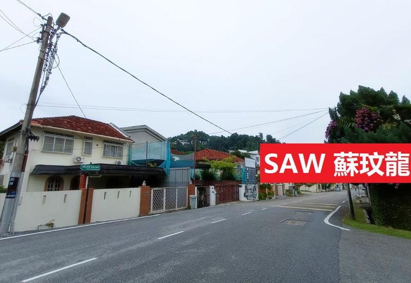 Jalan Bunga Kaca Piring