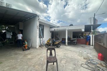 Pesara Mahsuri 1 Storey Corner