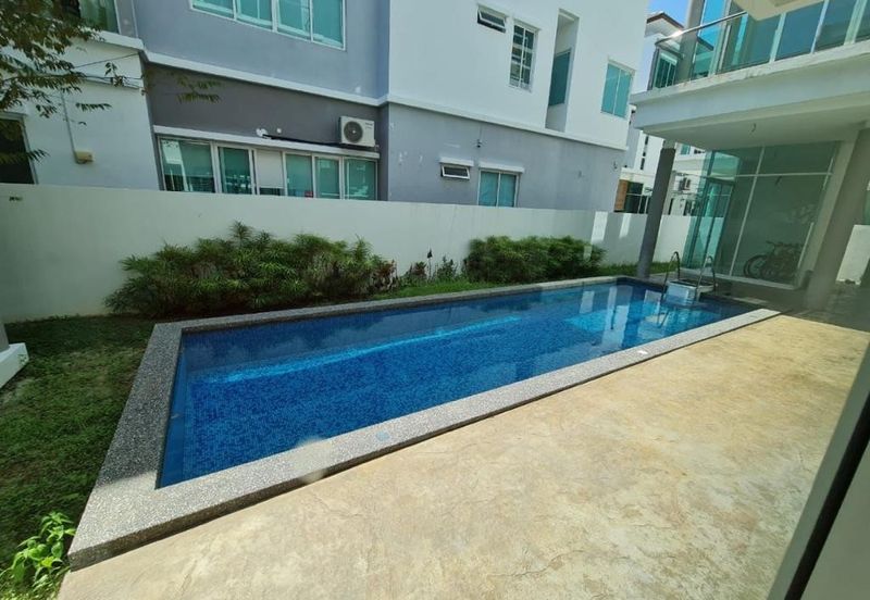 Pulau Tikus Bungalow 3 storey, with LIFT
