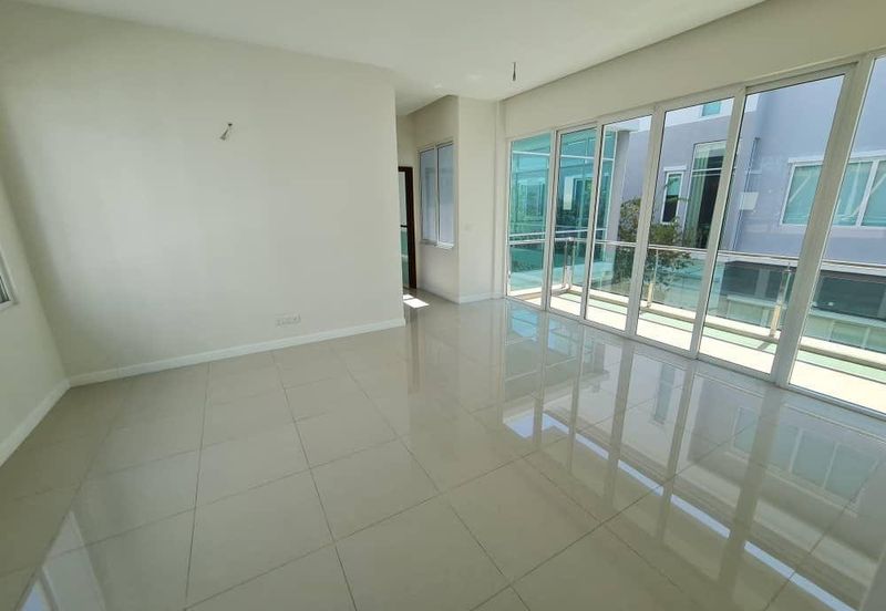 Pulau Tikus Bungalow 3 storey, with LIFT