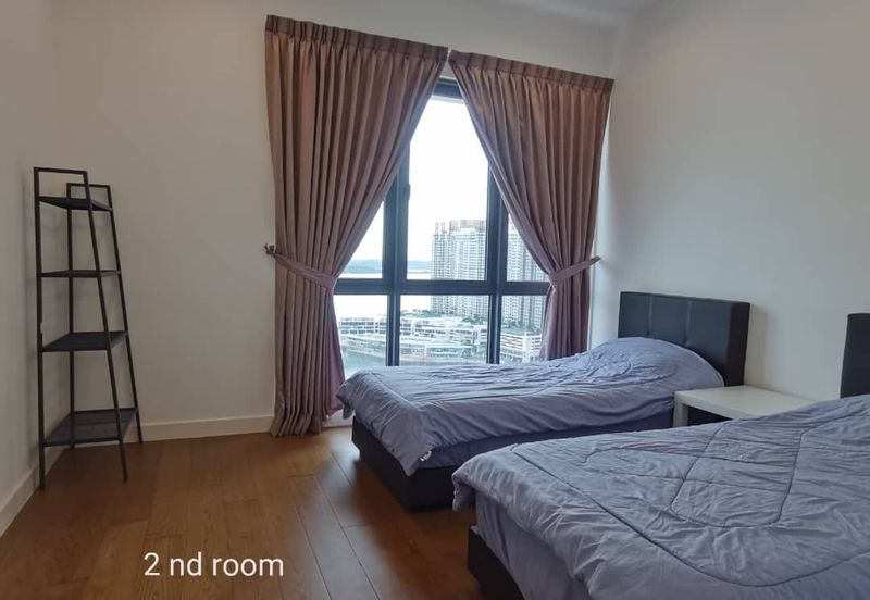 Imperia @ Puteri Harbour