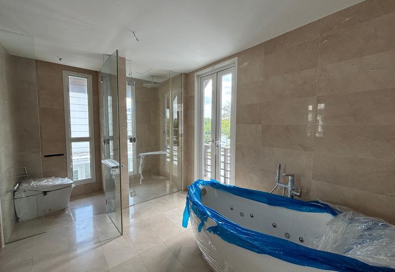 Emerald Bay @ Puteri harbour