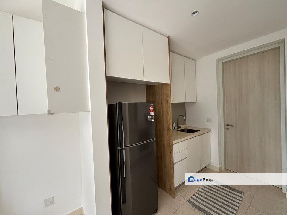 Spacious One Bedroom , Johor, 