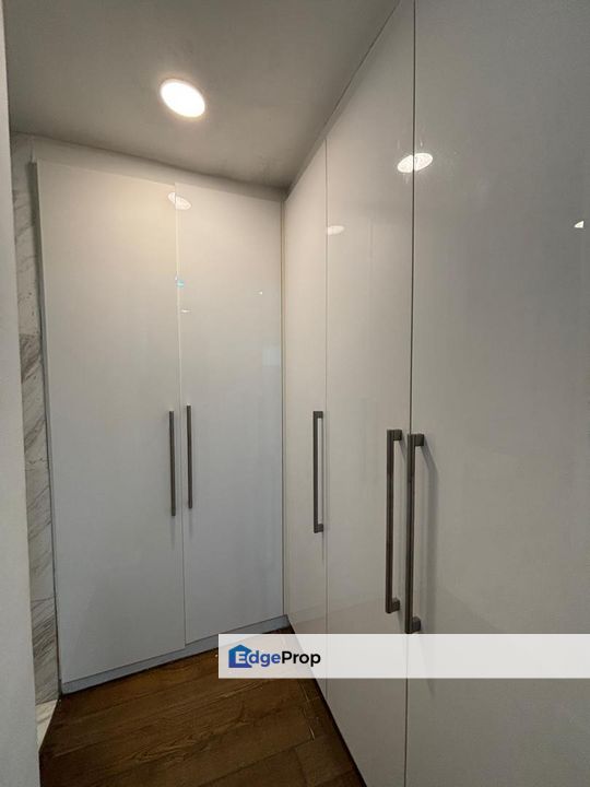 Spacious One Bedroom Condo at Puteri Harbour , Johor, Kota Iskandar