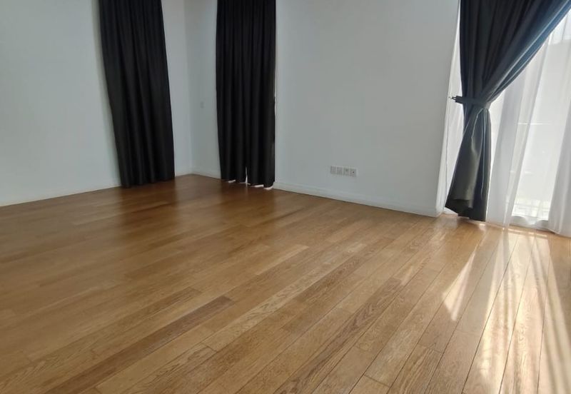 Emerald Bay @ Puteri harbour