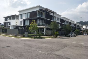 Bandar Mahkota Cheras