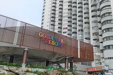 Golden Hills Resort (Amber Court)