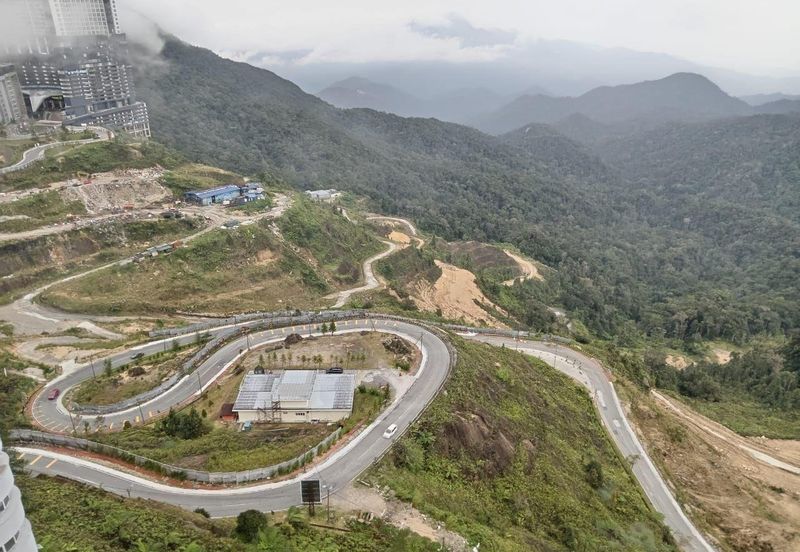 Golden Hills Resort (Amber Court)