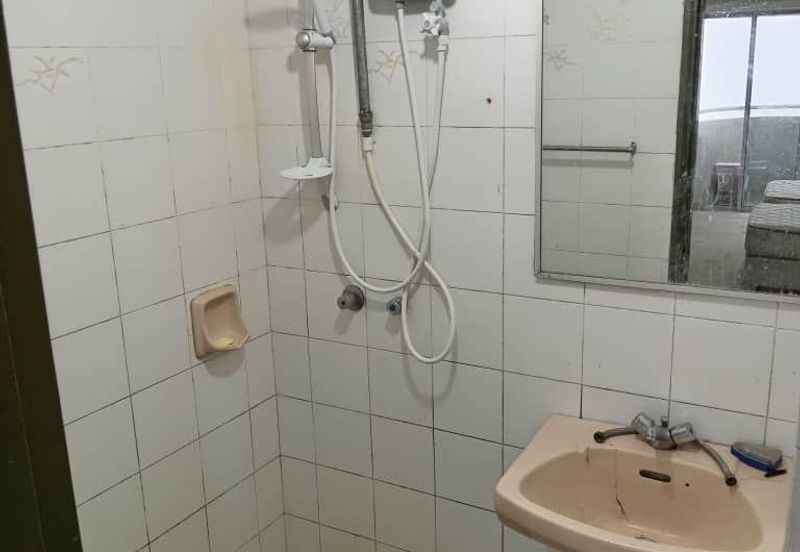 Golden Hills Resort (Amber Court)