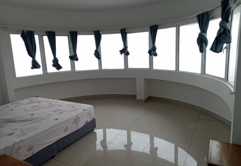 Golden Hills Resort (Amber Court)