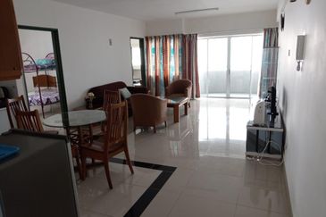 Golden Hills Resort (Amber Court)