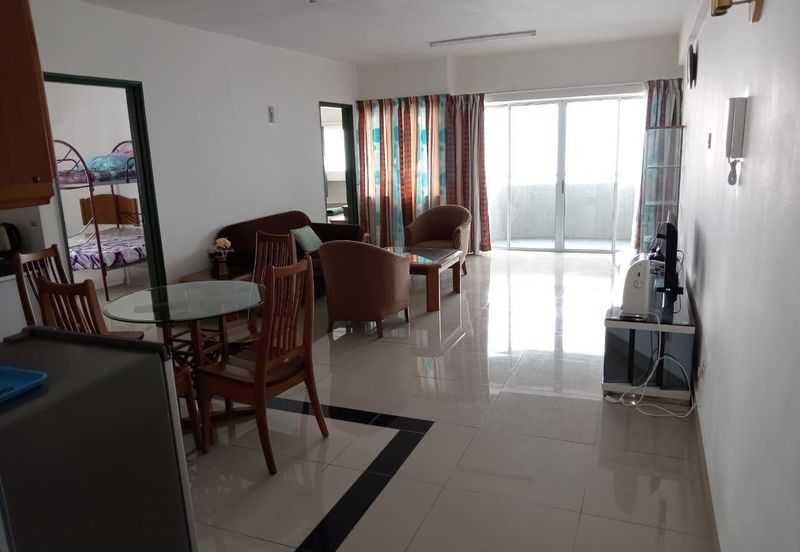 Golden Hills Resort (Amber Court)