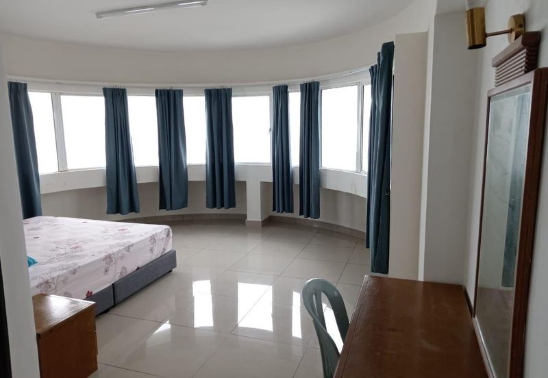 Golden Hills Resort (Amber Court)