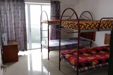 Golden Hills Resort (Amber Court)