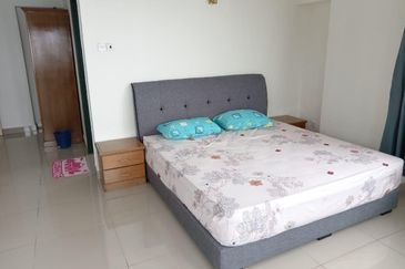 Golden Hills Resort (Amber Court)