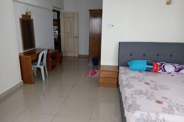 Golden Hills Resort (Amber Court)