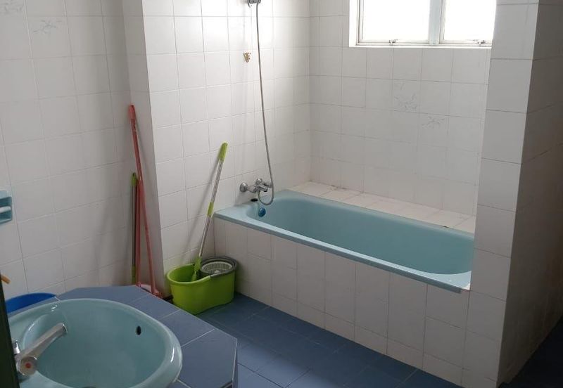 Golden Hills Resort (Amber Court)