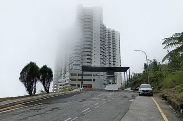 Golden Hills Resort (Amber Court)