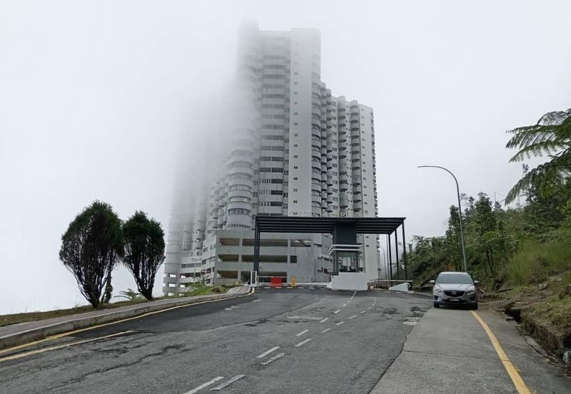 Golden Hills Resort (Amber Court)