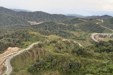 Golden Hills Resort (Amber Court)