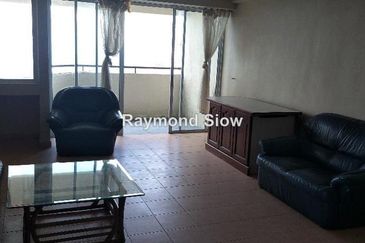 Golden Hills Resort (Amber Court)