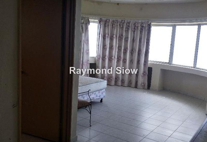 Golden Hills Resort (Amber Court)