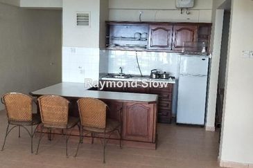 Golden Hills Resort (Amber Court)