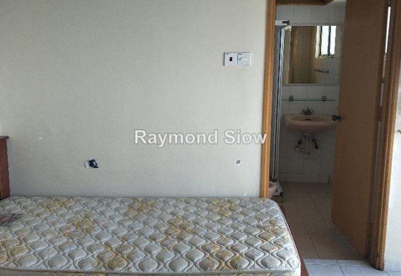 Golden Hills Resort (Amber Court)