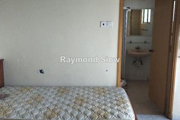 Golden Hills Resort (Amber Court)