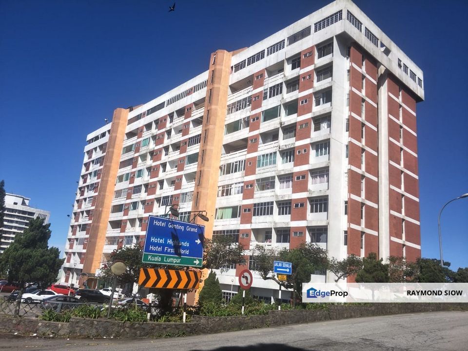 Short walk (5 minutes / 150 metre to Resort Hotel Casino Genting) Arena of Stars, Theme Park, Sky World Hotel, etc, Pahang, Genting Highlands