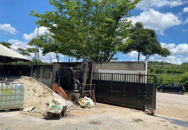 Kempas Utama Industrial Park