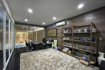 Nusa Cemerlang Industrial Park