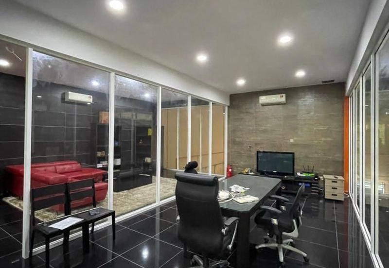 Nusa Cemerlang Industrial Park