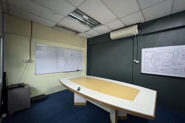 Jalan Bistari 2 @ Taman Industry Jaya Factory For Sale / For Rent