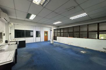 Jalan Bistari 2 @ Taman Industry Jaya Factory For Sale / For Rent