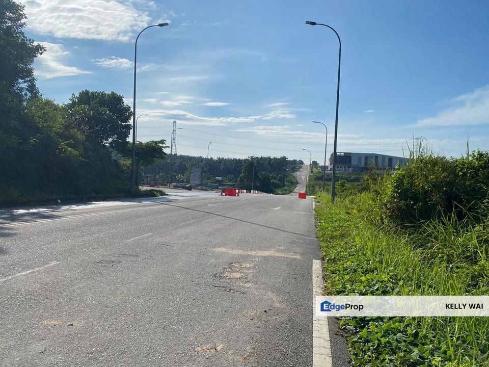 Johor @ Desa Cemerlang 1 Acre Agricultural Land For Sale, Johor, Ulu Tiram